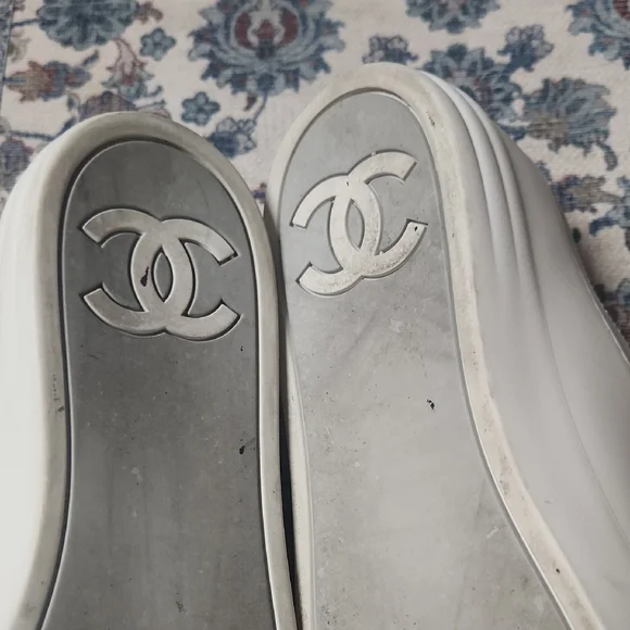 CHANEL Women's Metallic Silver Sneakers - Picture 9 of 17